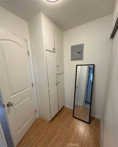 999 Valencia 4, Costa Mesa, CA 92626