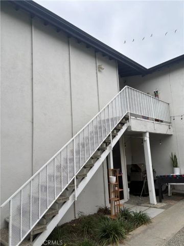 999 Valencia 4, Costa Mesa, CA 92626