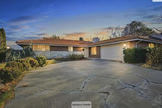 145 Greenview Dr, Richland, WA 99352