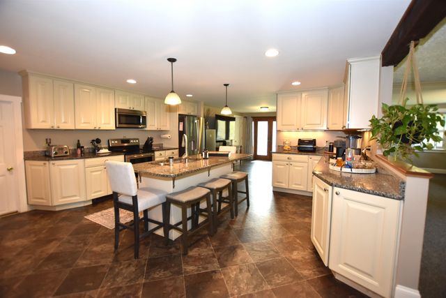 360 Jaffrey Road, Marlborough, NH 03455