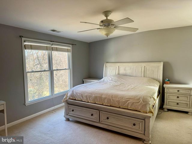 6800 LUMSDEN ST, Mclean, VA 22101