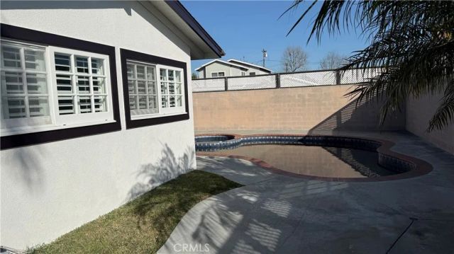 8422 Munster, Huntington Beach, CA 92646