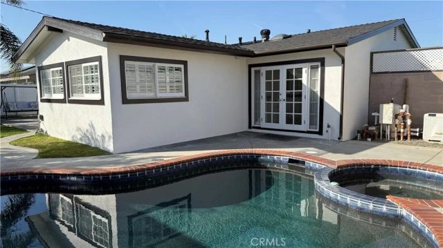 8422 Munster, Huntington Beach, CA 92646