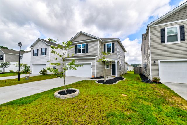 114 Sunray Lane, Summerville, SC 29486
