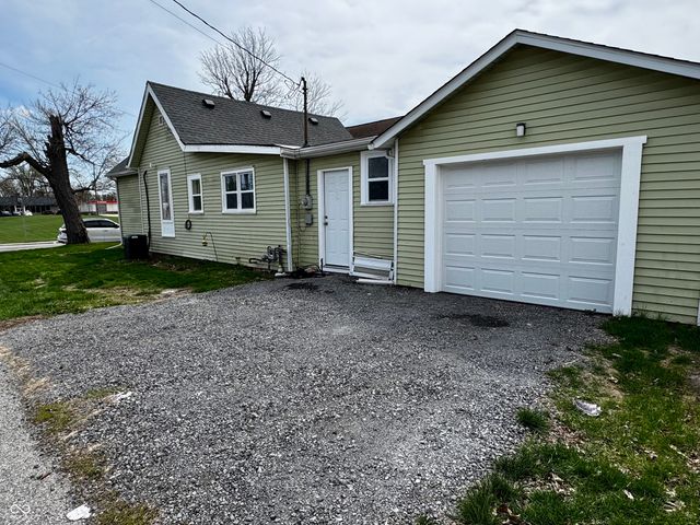 213 Maple Street, Crawfordsville, IN 47933