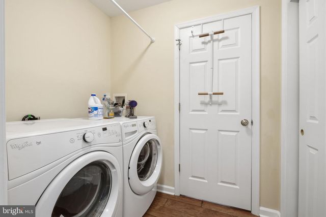 59 IROQUOIS RD, Levittown, PA 19057