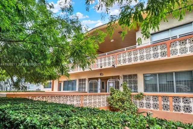 1060 Pennsylvania Ave 3, Miami Beach, FL 33139