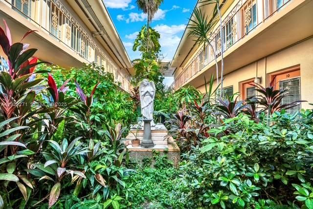 1060 Pennsylvania Ave 3, Miami Beach, FL 33139