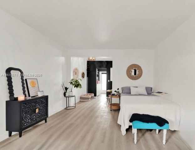 1060 Pennsylvania Ave 3, Miami Beach, FL 33139