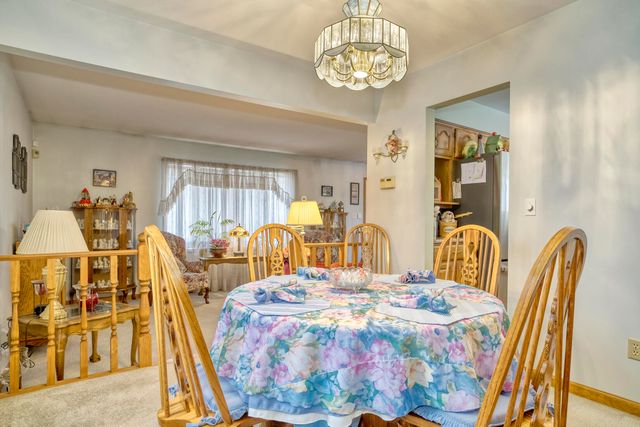 9179 Franklin Drive, St. John, IN 46373