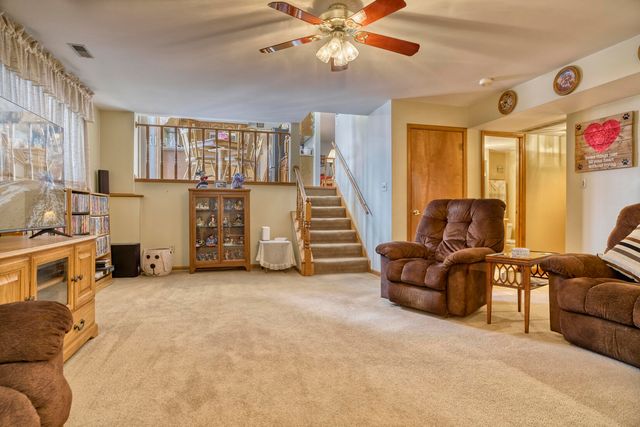 9179 Franklin Drive, St. John, IN 46373
