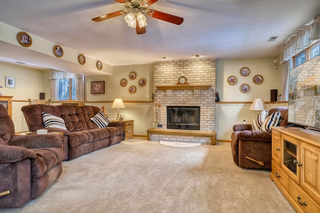 9179 Franklin Drive, St. John, IN 46373