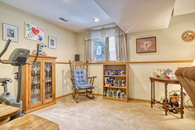 9179 Franklin Drive, St. John, IN 46373