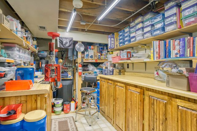 9179 Franklin Drive, St. John, IN 46373