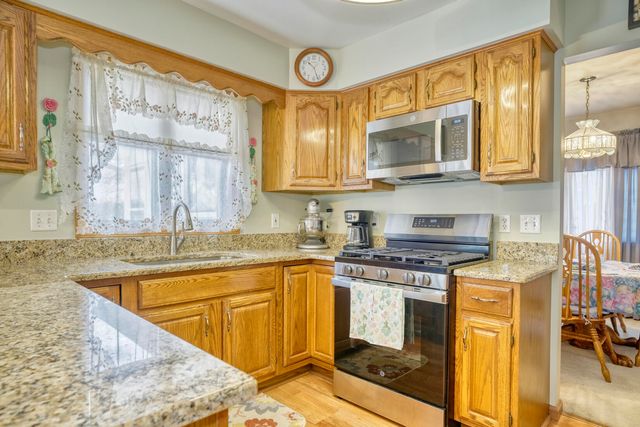 9179 Franklin Drive, St. John, IN 46373