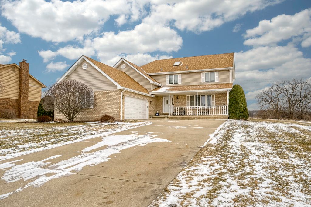 9179 Franklin Drive, St. John, IN 46373