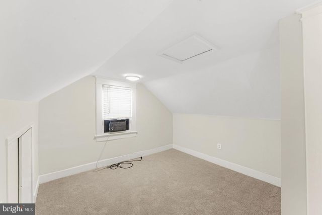 2913 OAKHILL AVE, Baltimore, MD 21207