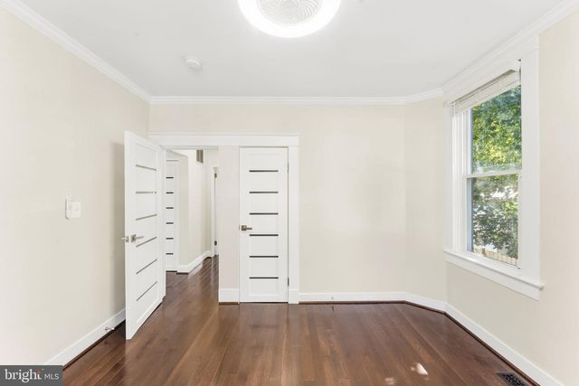 2913 OAKHILL AVE, Baltimore, MD 21207