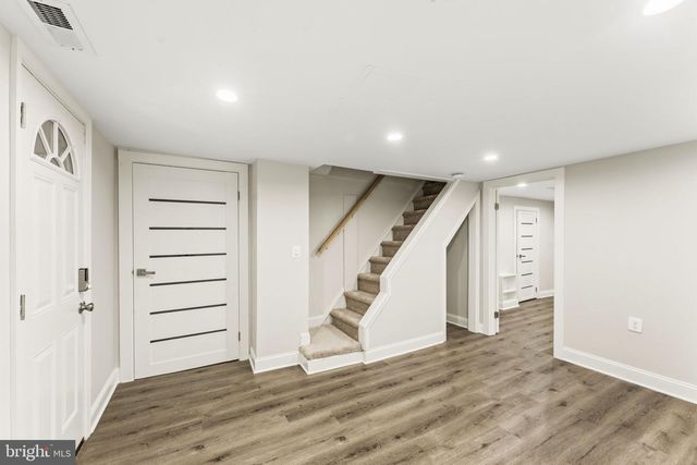 2913 OAKHILL AVE, Baltimore, MD 21207