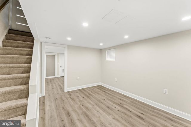 2913 OAKHILL AVE, Baltimore, MD 21207