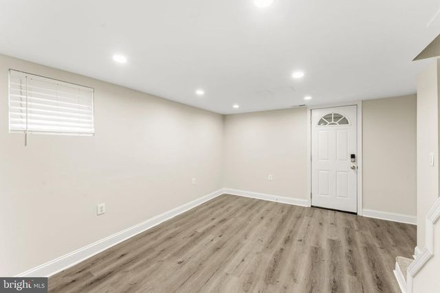 2913 OAKHILL AVE, Baltimore, MD 21207