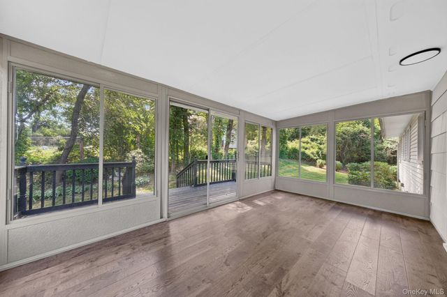 20 Muscoot Road W, Mahopac, NY 10541