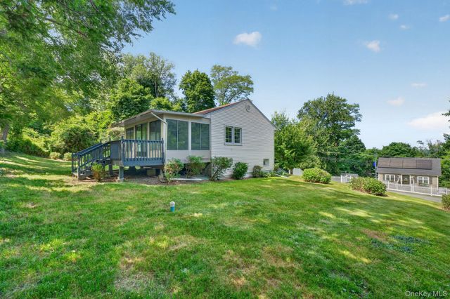 20 Muscoot Road W, Mahopac, NY 10541