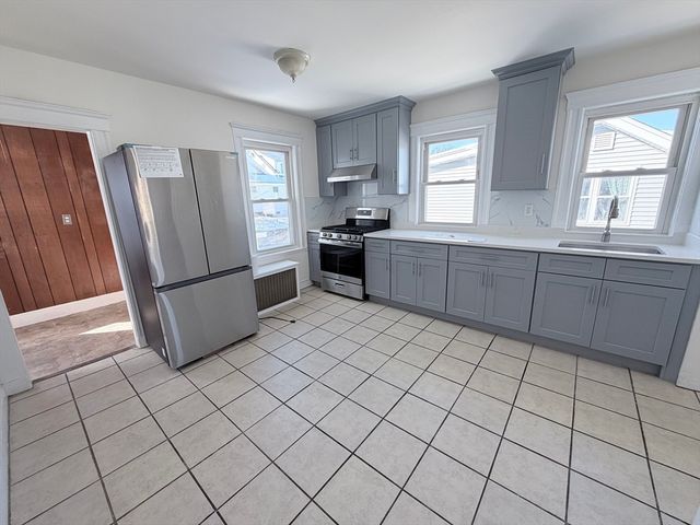 99 Montclair Ave 2, Quincy, MA 02171