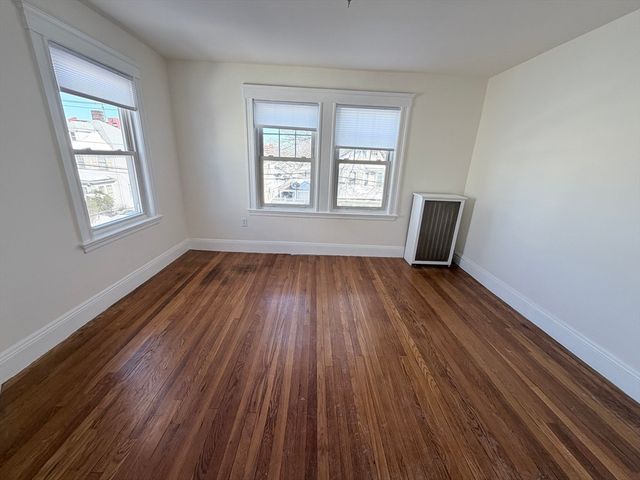 99 Montclair Ave 2, Quincy, MA 02171