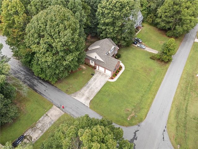 270 Shady Oak Trail, Clemmons, NC 27012