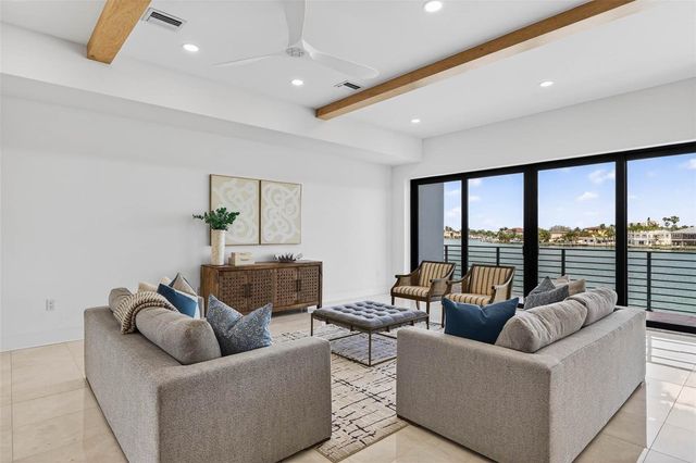 10201 GULF BOULEVARD, Treasure Island, FL 33706