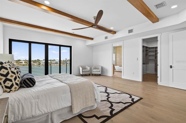 10201 GULF BOULEVARD, Treasure Island, FL 33706