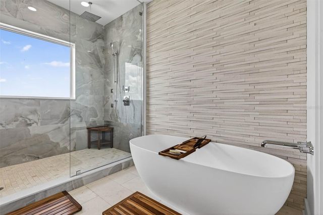 10201 GULF BOULEVARD, Treasure Island, FL 33706