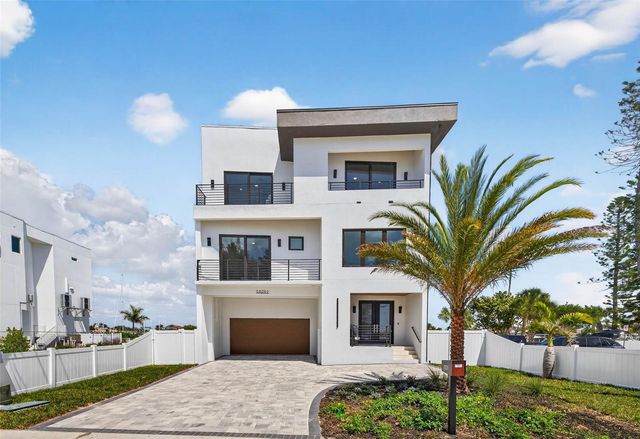 10201 GULF BOULEVARD, Treasure Island, FL 33706