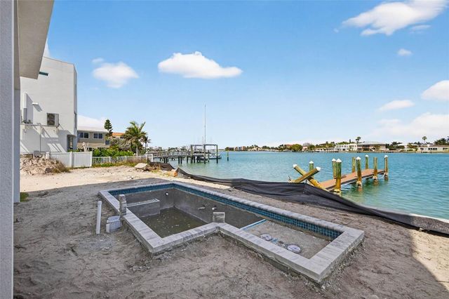 10201 GULF BOULEVARD, Treasure Island, FL 33706