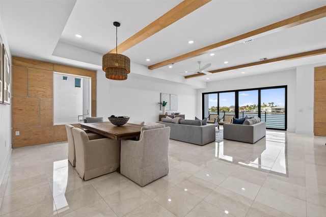 10201 GULF BOULEVARD, Treasure Island, FL 33706