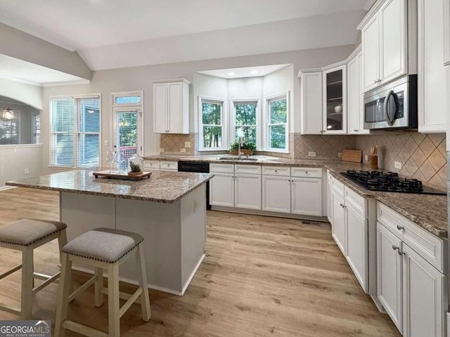 3792 Suwanee Mill Drive, Buford, GA 30518