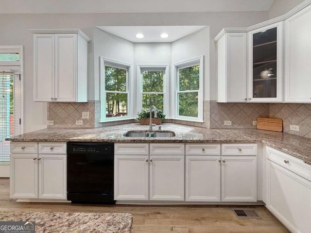 3792 Suwanee Mill Drive, Buford, GA 30518