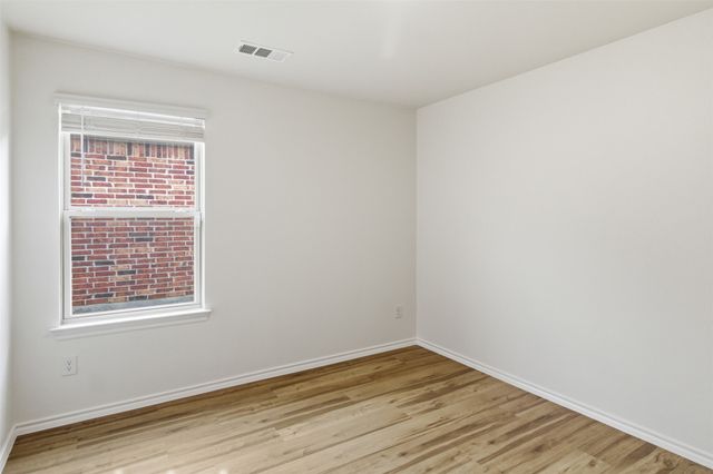 1301 Stuarts Forest Drive, Denton, TX 76207