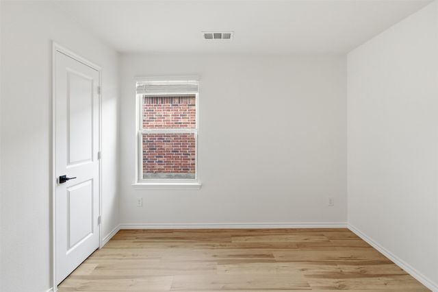 1301 Stuarts Forest Drive, Denton, TX 76207