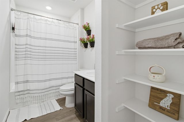 1301 Stuarts Forest Drive, Denton, TX 76207