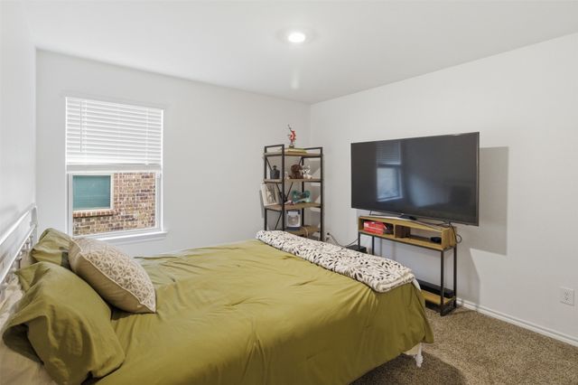 1301 Stuarts Forest Drive, Denton, TX 76207