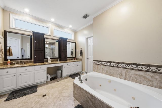 11806 Rue Saint Lazare Court, Tomball, TX 77377