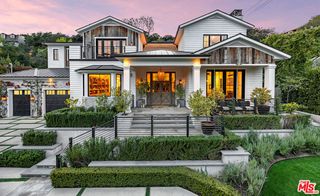 2333 Mandeville Canyon Road, Los Angeles, CA 90049