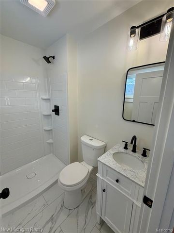 5511 Cottonwood Drive, Swartz Creek, MI 48473