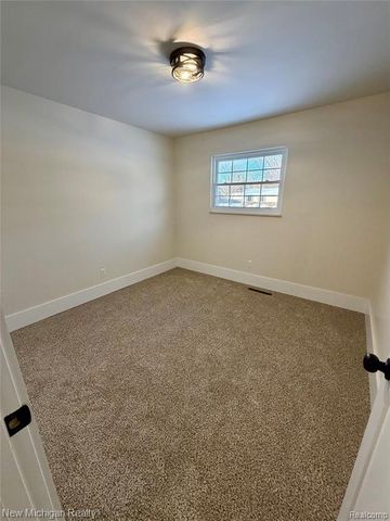 5511 Cottonwood Drive, Swartz Creek, MI 48473