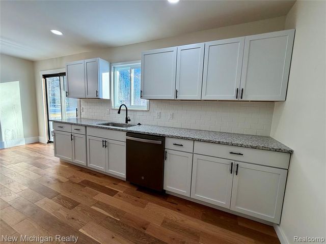 5511 Cottonwood Drive, Swartz Creek, MI 48473