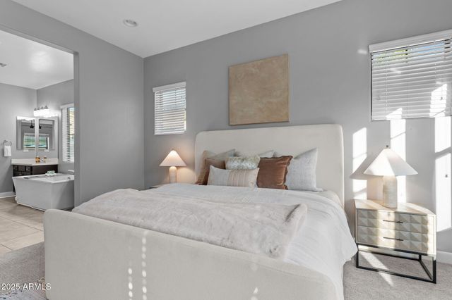 3827 E MEAD Drive, Chandler, AZ 85249