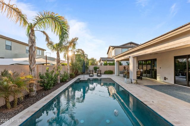 3827 E MEAD Drive, Chandler, AZ 85249