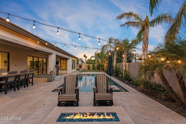 3827 E MEAD Drive, Chandler, AZ 85249